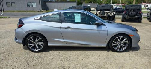2019 Honda Civic Touring