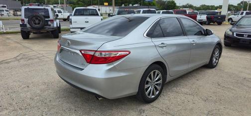 2016 Toyota Camry XLE