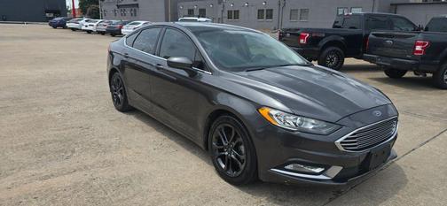 Magnetic Metallic 2018 Ford Fusion SE