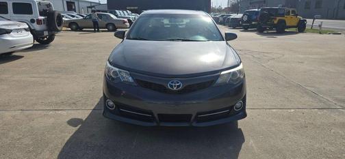 2014 Toyota Camry Hybrid SE Limited Edition
