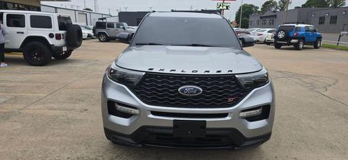 Iconic Silver Metallic 2020 Ford Explorer ST