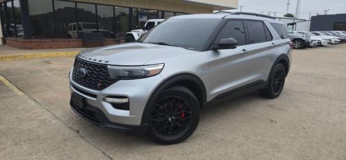 Iconic Silver Metallic 2020 Ford Explorer ST