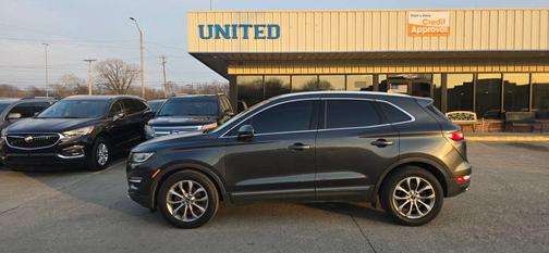 2019 Lincoln MKC Select