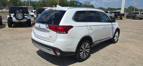 2020 Mitsubishi Outlander SP