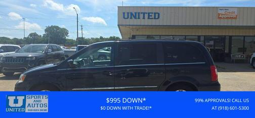 2015 Chrysler Town & Country Touring