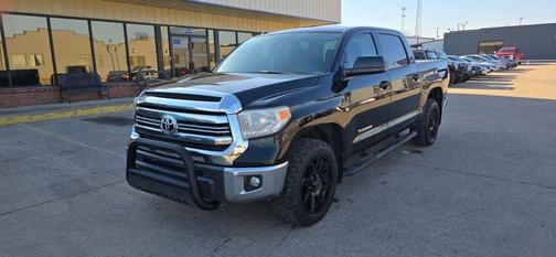 2017 Toyota Tundra SR5