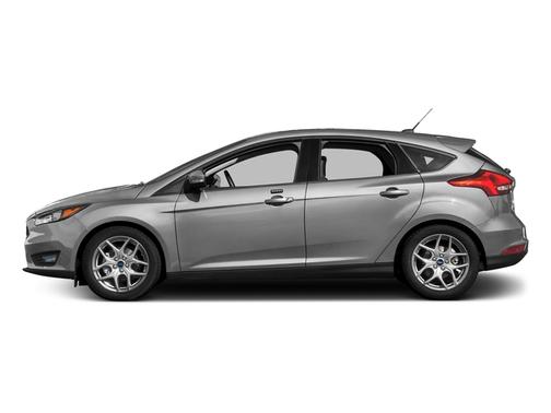 Ingot Silver Metallic 2017 Ford Focus SE