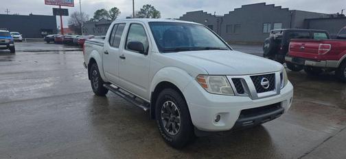 2015 Nissan Frontier Desert Runner
