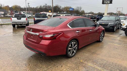 2017 Nissan Altima 2.5 SR