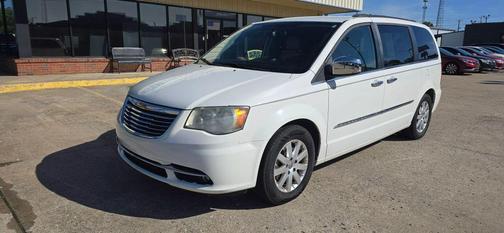 2012 Chrysler Town & Country Touring-L