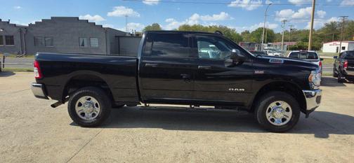 2021 RAM 2500 Tradesman Crew Cab 4x4 6'4' Box