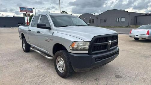 2017 RAM 2500 Tradesman Crew Cab 4x4 6'4' Box