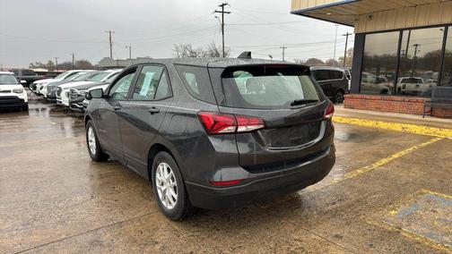 2022 Chevrolet Equinox LS