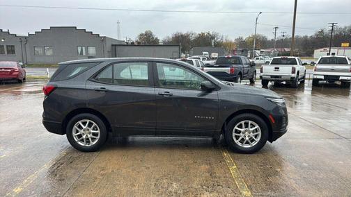 2022 Chevrolet Equinox LS
