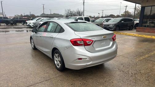 2016 Chevrolet Cruze LS Auto