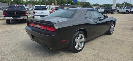 2011 Dodge Challenger Base