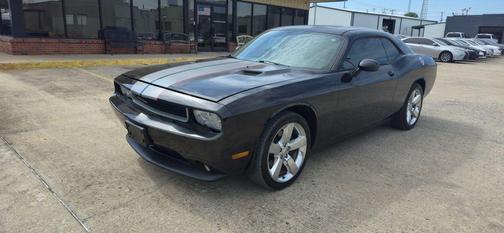 2011 Dodge Challenger Base