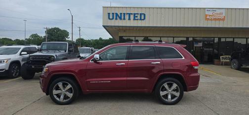 Brilliant Black Crystal Pearlcoat 2014 Jeep Grand Cherokee Overland