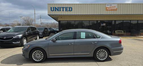 2017 Volkswagen Passat 1.8T SE