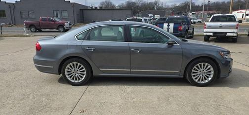 2017 Volkswagen Passat 1.8T SE