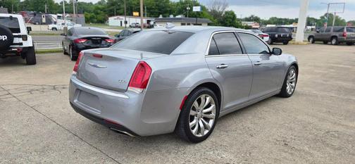 2018 Chrysler 300 Limited