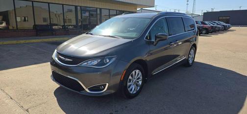 2018 Chrysler Pacifica Touring-L