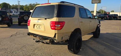 2002 Toyota Sequoia SR5