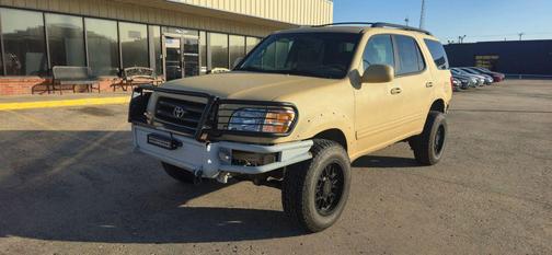 2002 Toyota Sequoia SR5