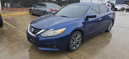 Deep Blue Pearl 2018 Nissan Altima 2.5 SR