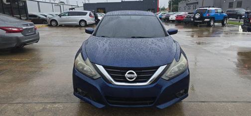 Deep Blue Pearl 2018 Nissan Altima 2.5 SR