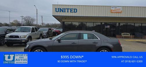 2016 Chrysler 300 Limited