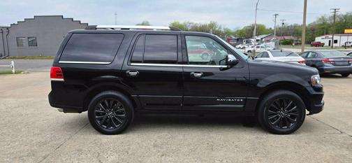 2016 Lincoln Navigator Select