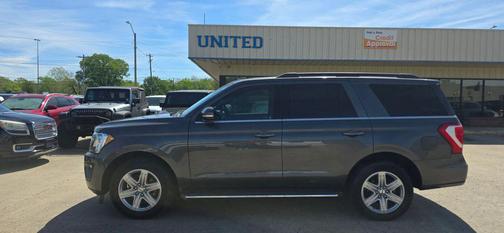 Gray 2019 Ford Expedition XLT