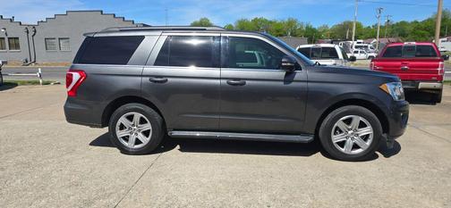 Gray 2019 Ford Expedition XLT
