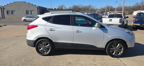 2015 Hyundai TUCSON SE