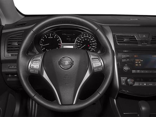 Pearl White 2013 Nissan Altima 2.5 SL