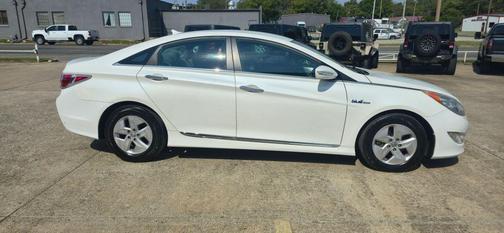 2011 Hyundai SONATA Hybrid Base