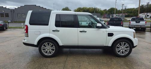 2011 Land Rover LR4 Base
