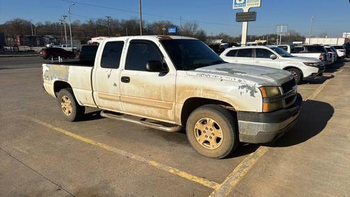 2004 Chevrolet Silverado 1500 LS Extended Cab