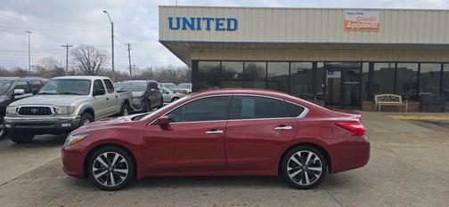 2016 Nissan Altima 2.5 SR