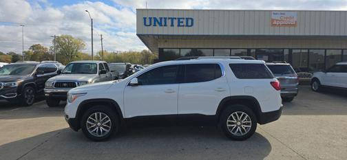 2017 GMC Acadia SLE-2