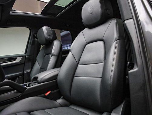 2025 Porsche Cayenne Cayenne