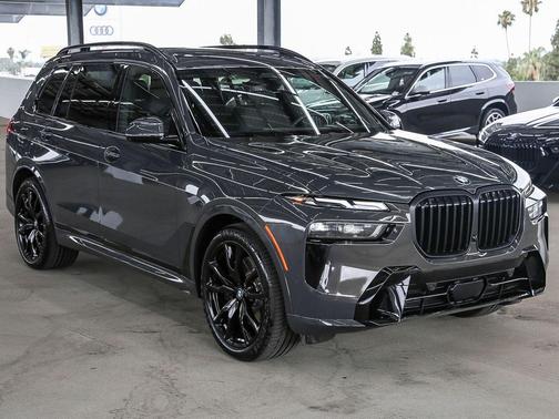 Dravit Grey Metallic 2025 BMW X7 xDrive40i