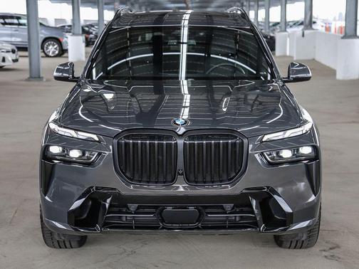 Dravit Grey Metallic 2025 BMW X7 xDrive40i