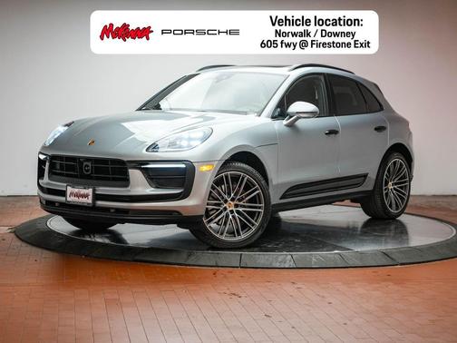 Dolomite 2025 Porsche Macan Macan