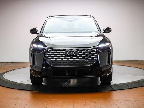 2025 Audi Q5 Premium TFSI quattro S tronic