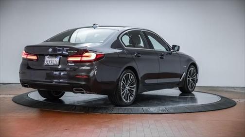 Dark Graphite Metallic 2023 BMW 530e Base