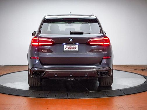 Arctic Gray Metallic 2021 BMW X5 sDrive40i
