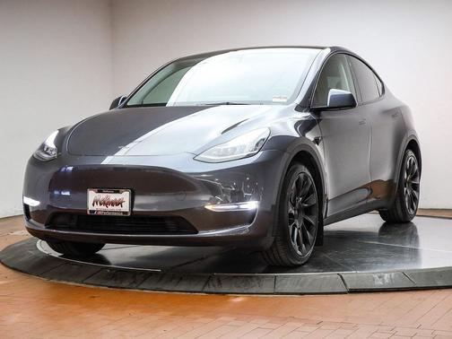 2022 Tesla Model Y Long Range Dual Motor All-Wheel Drive