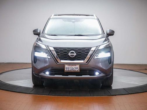 Gun Metallic 2022 Nissan Rogue SL